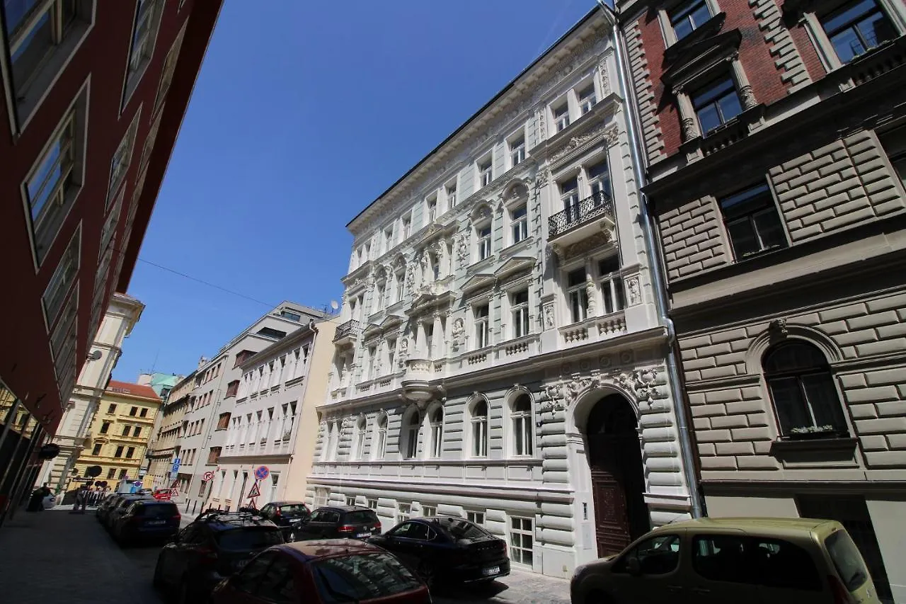 Bouquet Apartments Prague