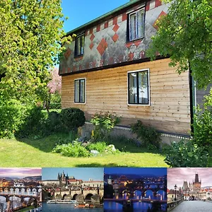 Old Summer House With Renovated Bathroom Prag