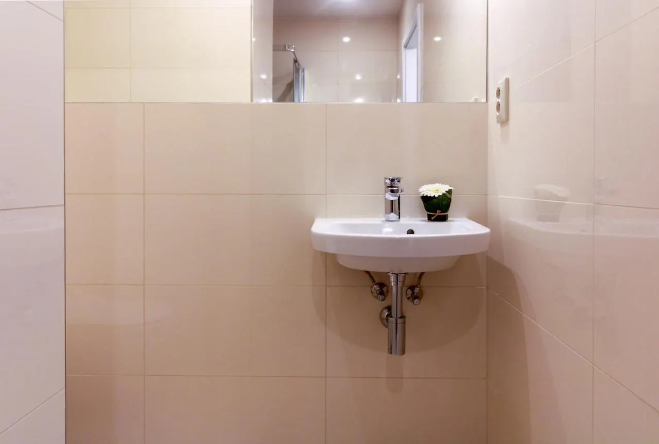 Bouquet Apartments Прага 0*,  Чехия